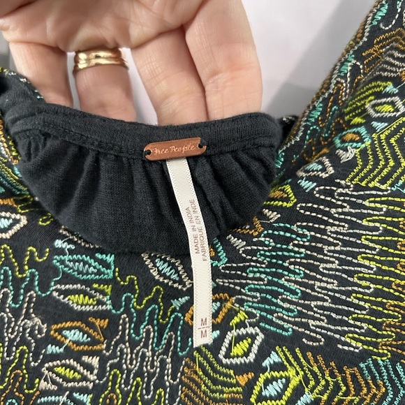 Free People Gray Boho Embroidered Tunic Blouse M Peasant Tiered Balloon Sleeve - Picture 3 of 12